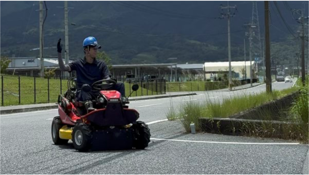 キャニコム 公道走行対応機発売 積み降ろしの手間を削減